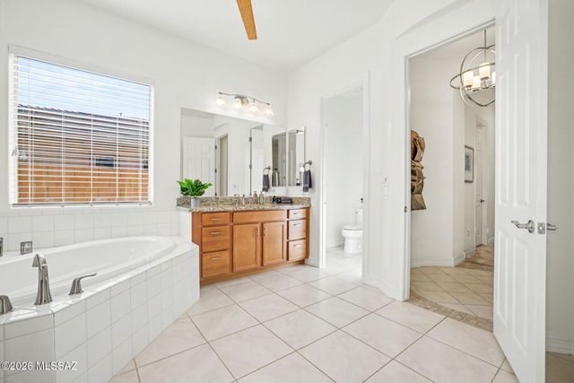 13511 N Trailing Indigo Court, Tucson, AZ 85755