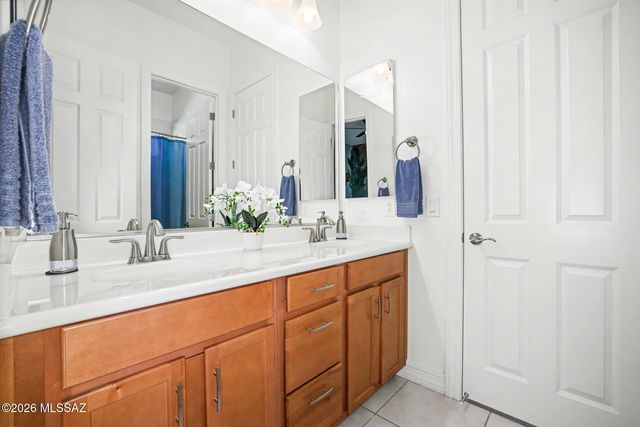 13511 N Trailing Indigo Court, Tucson, AZ 85755