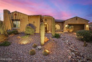 13511 N Trailing Indigo Court, Tucson, AZ 85755