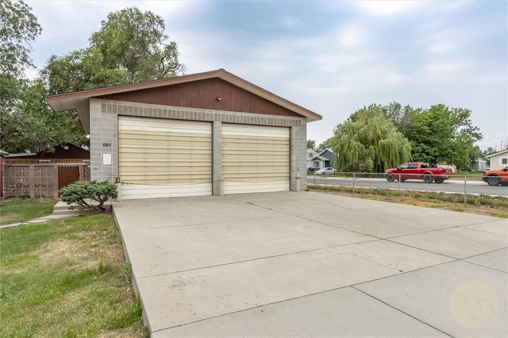 580 Jackson Street, Billings, MT 59101 photo 2