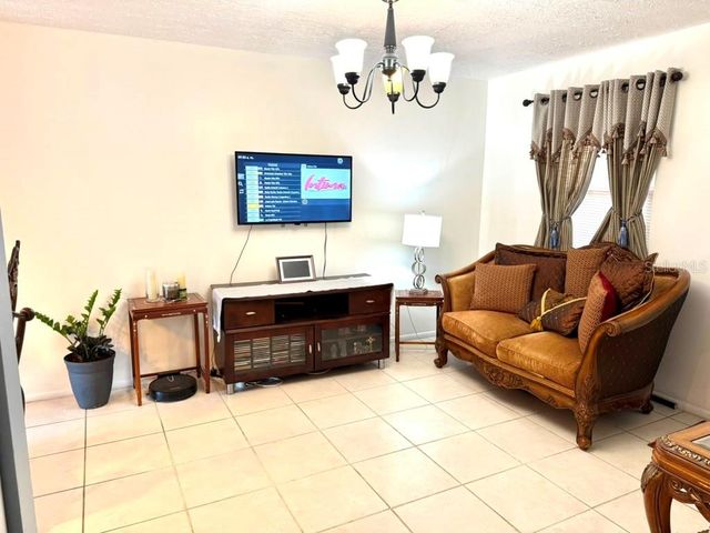 69 S MARBRISA WAY, Kissimmee, FL 34743