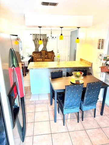 69 S MARBRISA WAY, Kissimmee, FL 34743