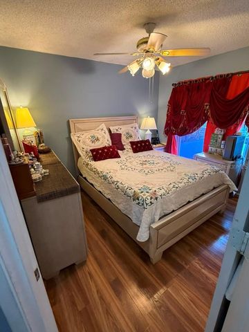 69 S MARBRISA WAY, Kissimmee, FL 34743