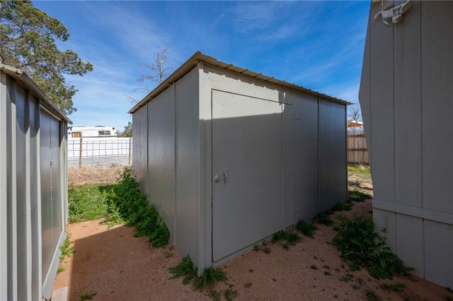 3705 E Diagonal Way, Kingman, AZ 86409