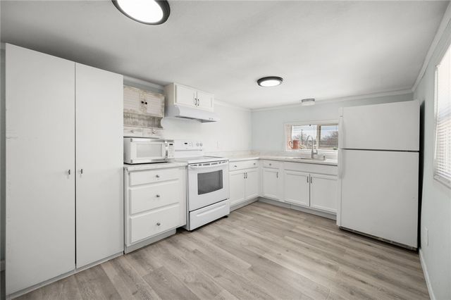 3705 E Diagonal Way, Kingman, AZ 86409