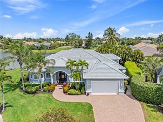 8983 Star Tulip CT, Naples, FL 34113