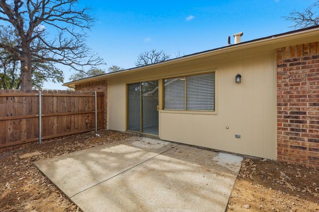 1113 Kingston Drive, Lewisville, TX 75067