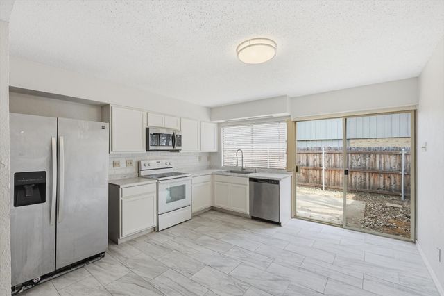 1113 Kingston Drive, Lewisville, TX 75067