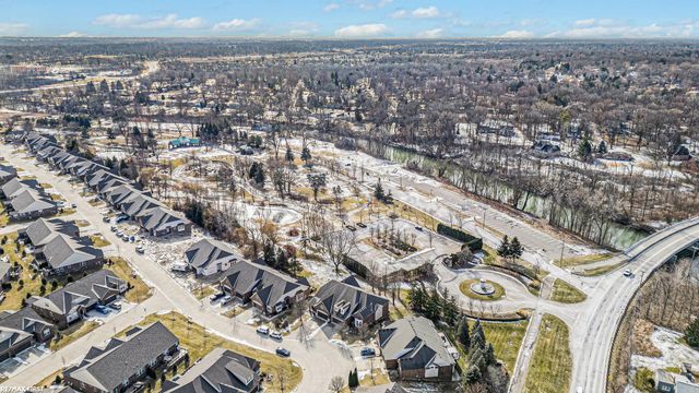 21114 Lilac Lane, Clinton Twp, MI 48036