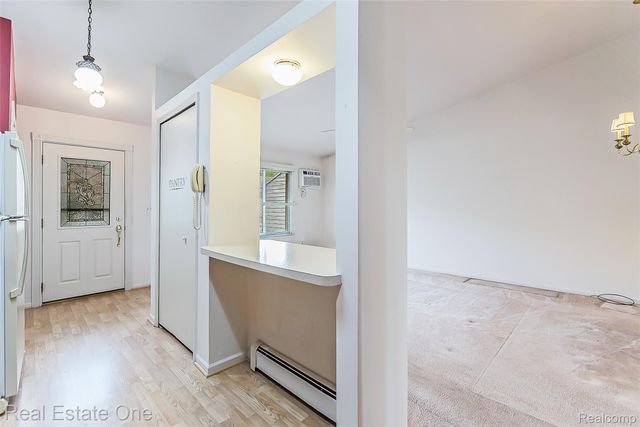 25137 Jefferson Court 4, South Lyon, MI 48178