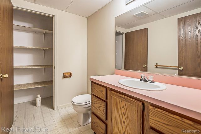 25137 Jefferson Court 4, South Lyon, MI 48178