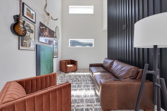 1007 Summit Ave, Nashville, TN 37203