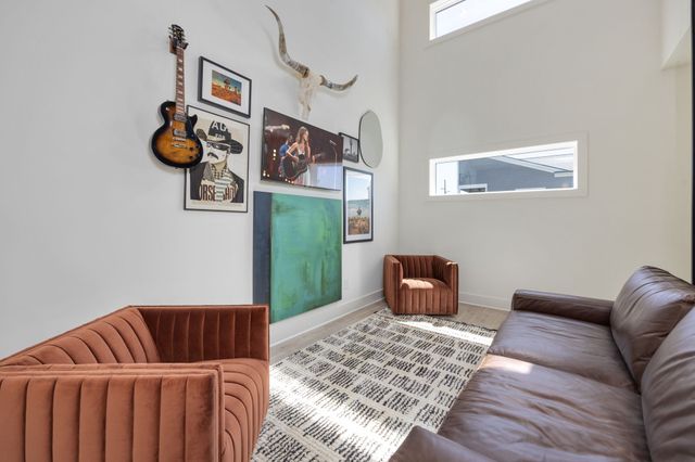 1007 Summit Ave, Nashville, TN 37203