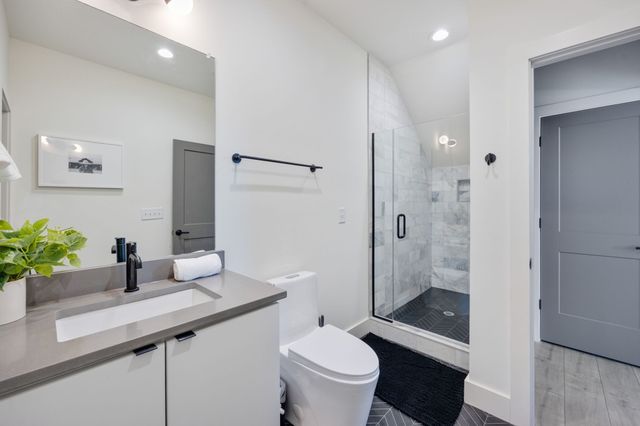 1007 Summit Ave, Nashville, TN 37203