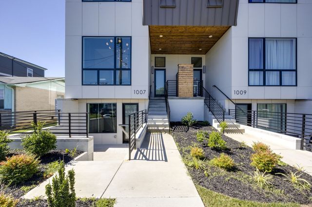 1007 Summit Ave, Nashville, TN 37203