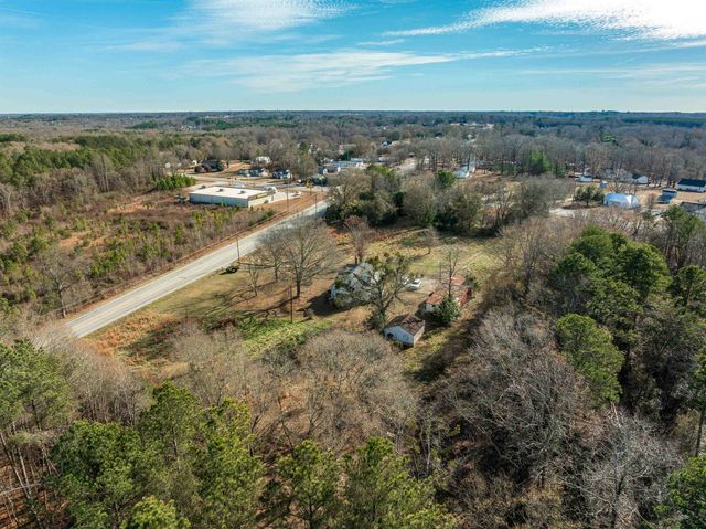 1741 Rainbow Lake Road, Chesnee, SC 29323