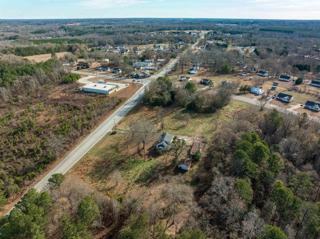 1741 Rainbow Lake Road, Chesnee, SC 29323