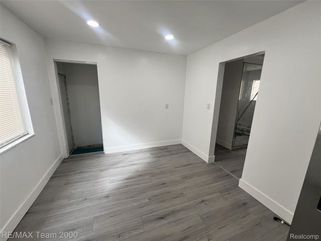 7639 Faust Avenue, Detroit, MI 48228