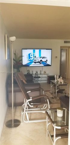 5300 Washington Street H233, Hollywood, FL 33021