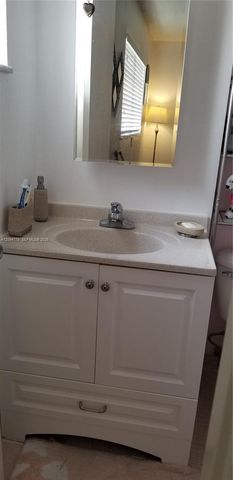 5300 Washington Street H233, Hollywood, FL 33021