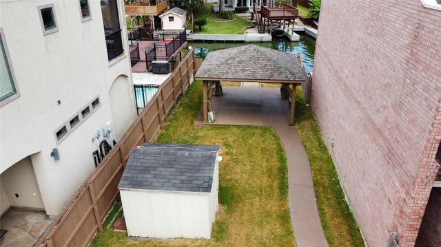721 Paradise Lane, Montgomery, TX 77356