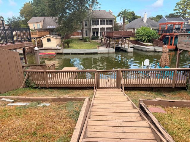 721 Paradise Lane, Montgomery, TX 77356