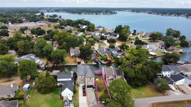 721 Paradise Lane, Montgomery, TX 77356