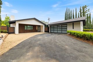 211 Deborah Court, Upland, CA 91784