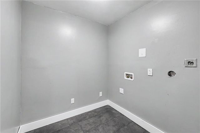 91 Denna Place, Alpharetta, GA 30009