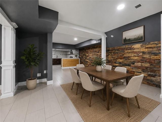 91 Denna Place, Alpharetta, GA 30009