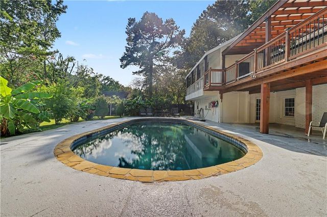 91 Denna Place, Alpharetta, GA 30009