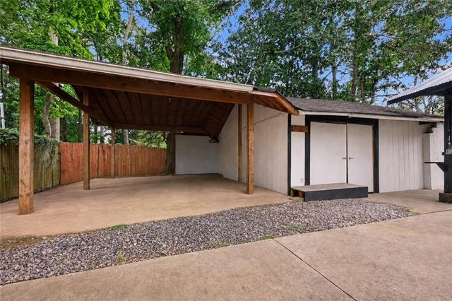 91 Denna Place, Alpharetta, GA 30009