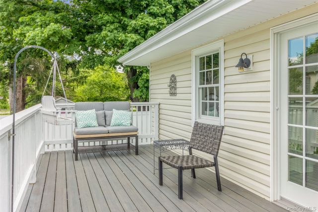 315 Wicks Road, New Suffolk, NY 11956