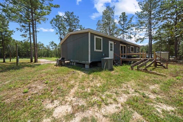 404 County Road 3295, Cleveland, TX 77327