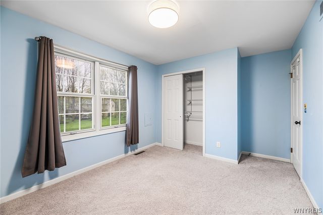 38 Fiddlers, Amherst, NY 14051
