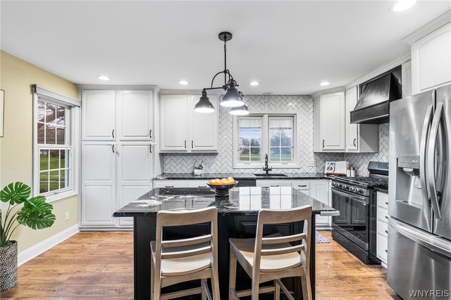 38 Fiddlers, Amherst, NY 14051