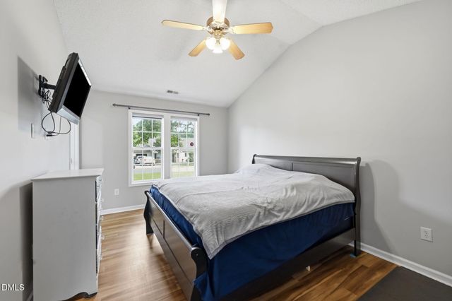 1333 E Stone Arch Drive, Fuquay Varina, NC 27526