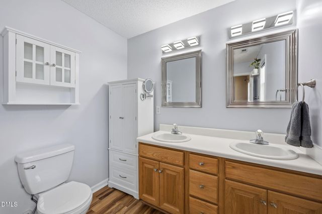 1333 E Stone Arch Drive, Fuquay Varina, NC 27526