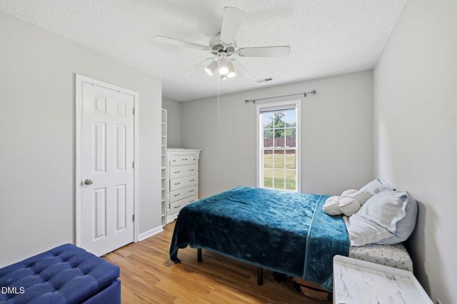 1333 E Stone Arch Drive, Fuquay Varina, NC 27526
