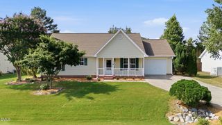 1333 E Stone Arch Drive, Fuquay Varina, NC 27526
