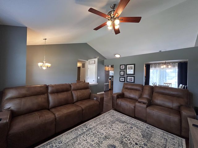 6922 Gordon Boulevard, Burlington, KY 41005