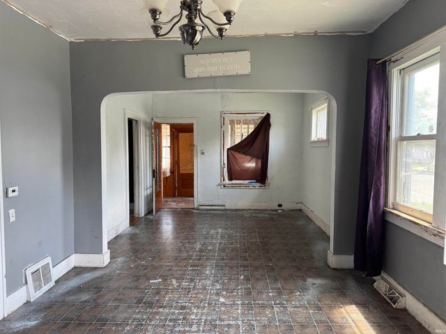 621 S Kaley Street, South Bend, IN 46619