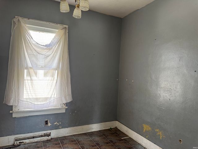 621 S Kaley Street, South Bend, IN 46619
