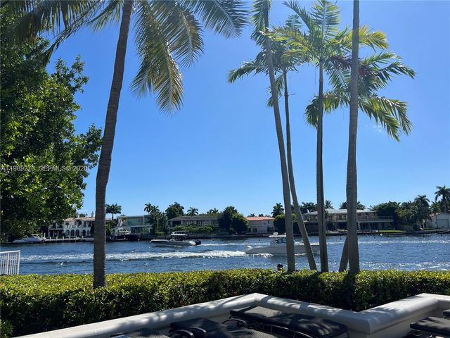 21050 Point Pl 702, Aventura, FL 33180