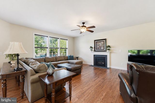 23054 BRONSTEIN LN, Ashburn, VA 20148