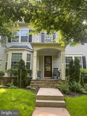 23054 BRONSTEIN LN, Ashburn, VA 20148