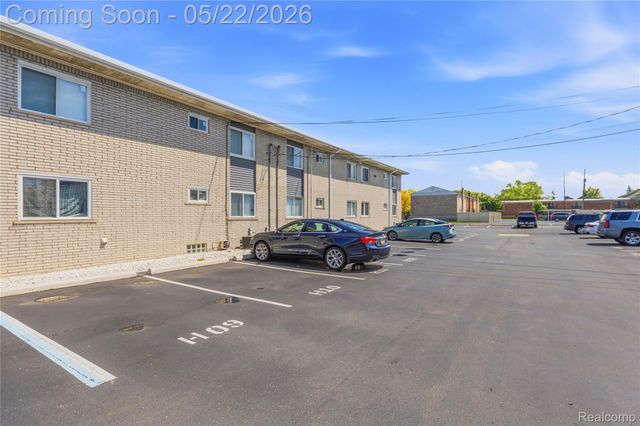 4839 Mansfield Avenue G7, Royal Oak, MI 48073