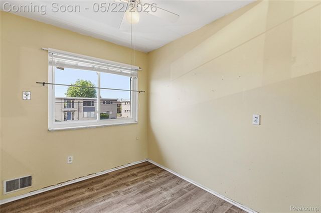 4839 Mansfield Avenue G7, Royal Oak, MI 48073
