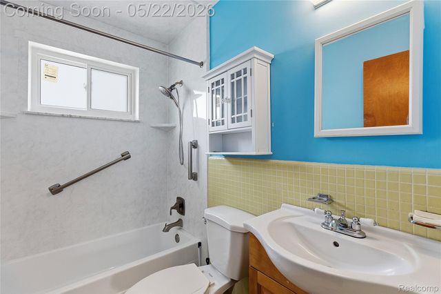 4839 Mansfield Avenue G7, Royal Oak, MI 48073