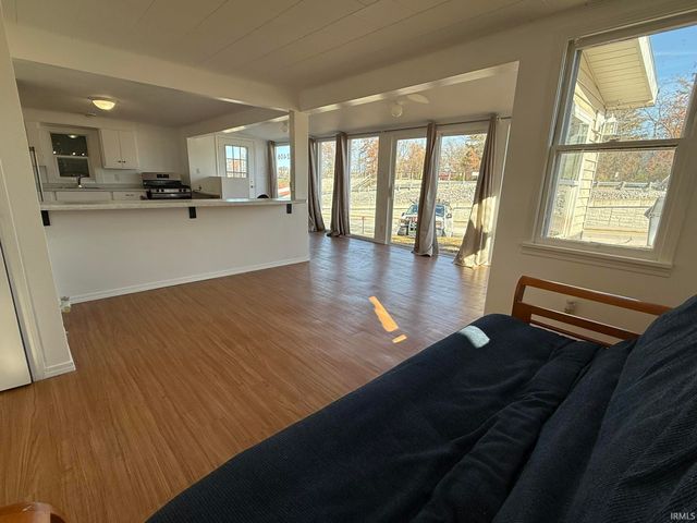 2406 N West Shafer Drive, Monticello, IN 47960